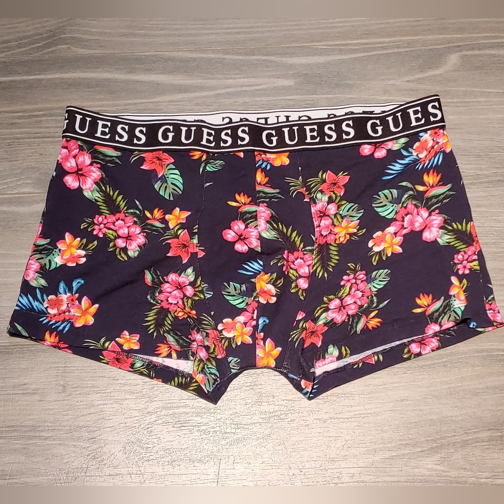 Excellent Used Condition Men's GUESS Trunk Boxer Briefs Tropical Print Size XL